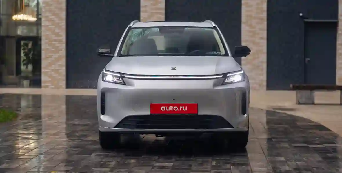 Новость EVOLUTE (Подробный тест EVOLUTE i‑SPACE: все плюсы и минусы доступного гибрида российской сборки)